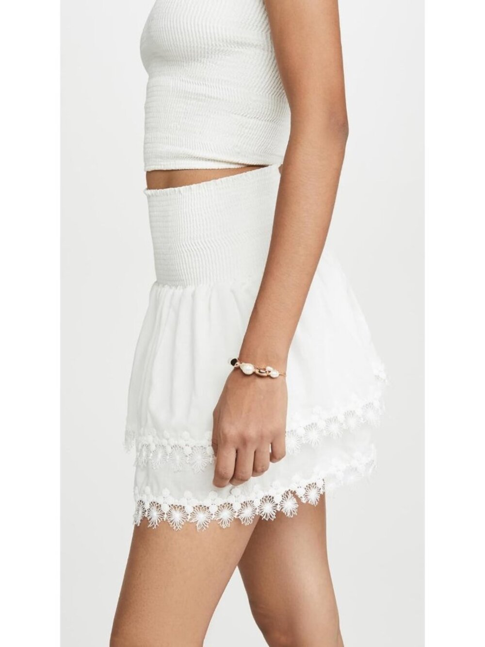 Chic Women's Ruffle Mini Skirt - Flirty Summer Style, Perfect for Casual Outings - Picture 4 of 6